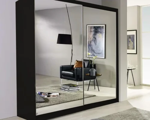 queen wardrobe