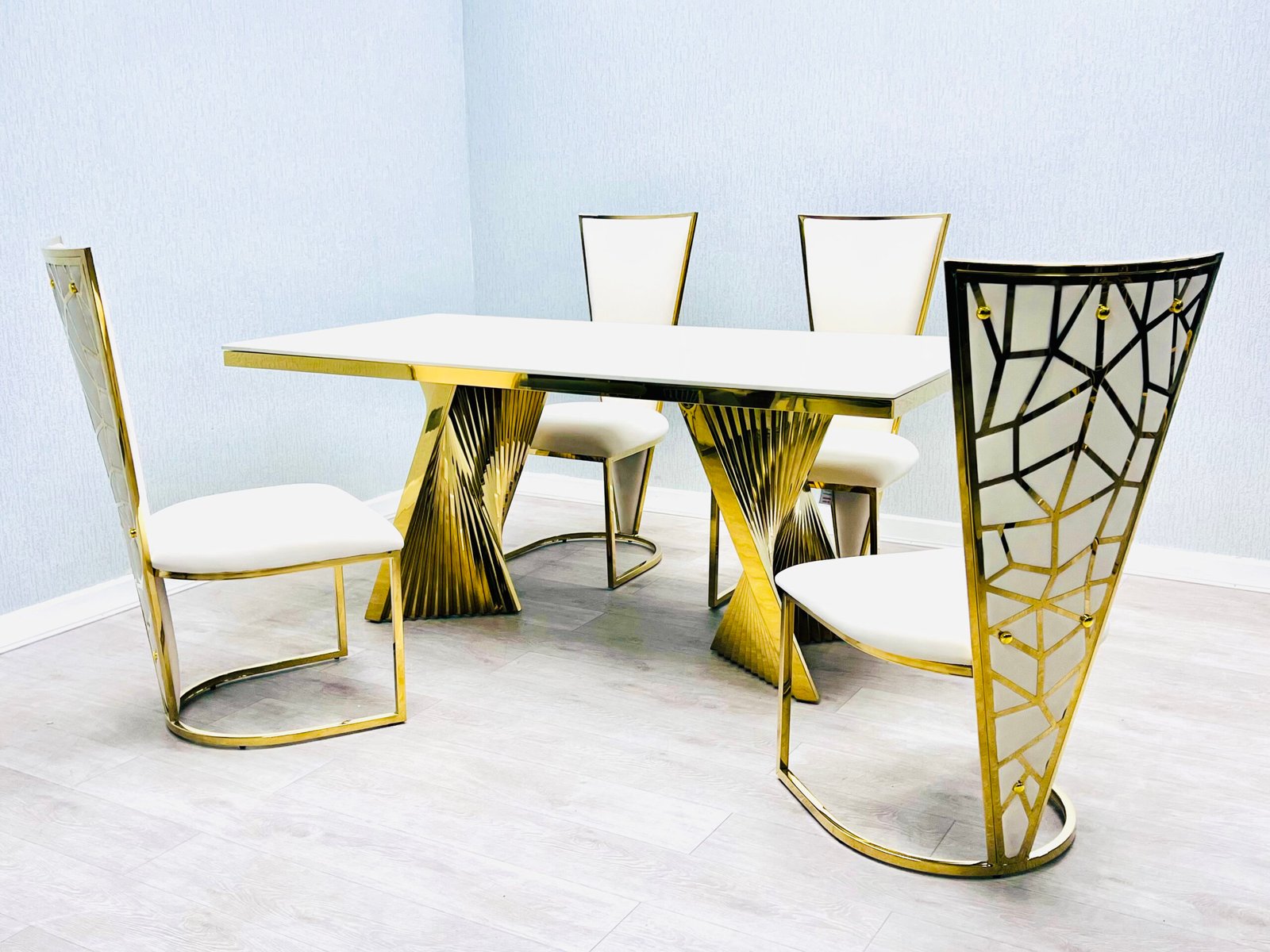 ravello marble dinning table cream & gold