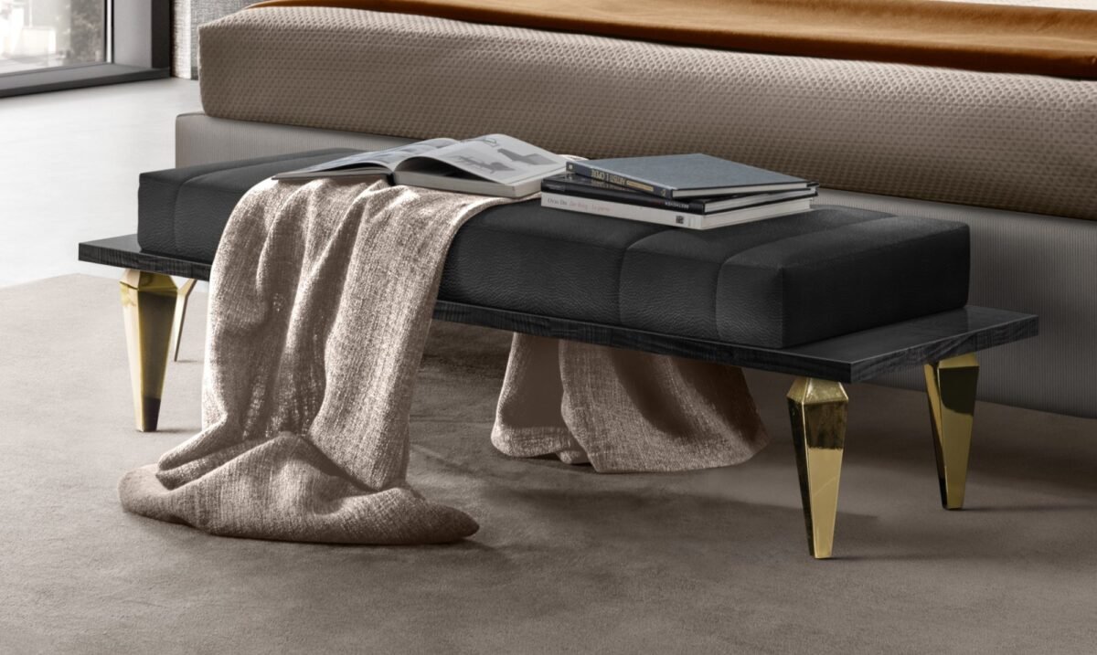 moderna bench